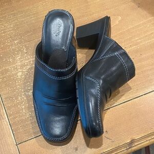 Clarks Bendables Black Leather Slip-On Loafers Mules Sz 8